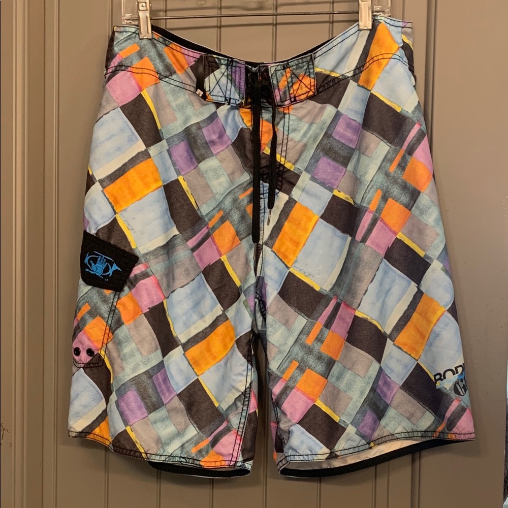 Body Glove board shorts